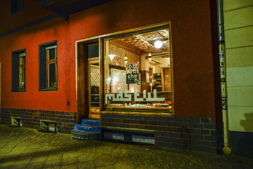 Mastul Salon — Letzter Abend vor der Sommerpause